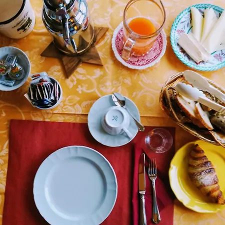 Ca' Del Bosco מלון